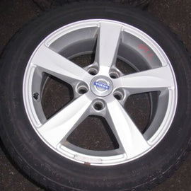 16" Alufelgen + Reifen Winter 205/55 R16 Volvo V40 Schrägheck 5mm 31317285 Conti-Image1