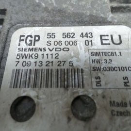 Steuergerät Motor ECU Opel Vectra C Caravan 2.2 Direct 114kW Z22YH 55562443-Image1